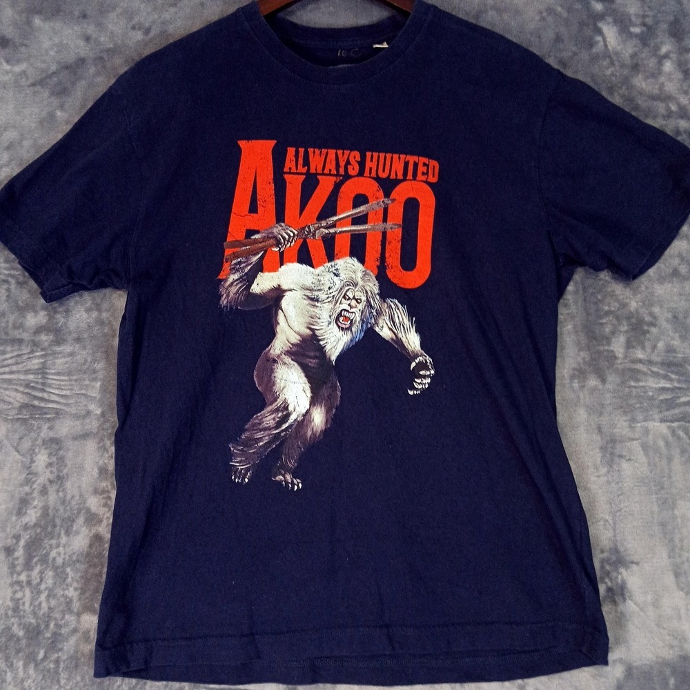 AKOO Shirt Mens Medium Navy Always Hunted Graphic Yeti Bigfoot Streetwear Tee